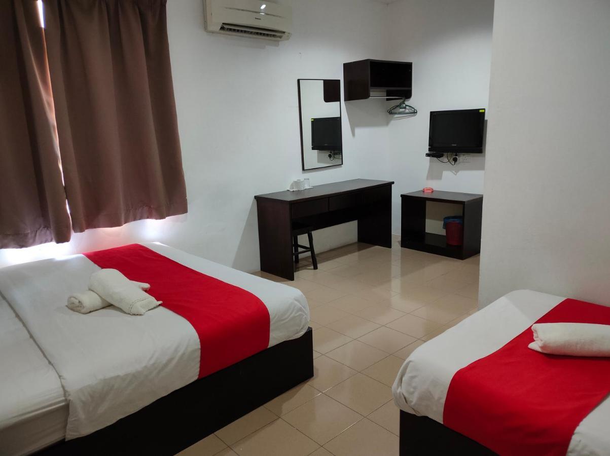 Hotel Star Inn Teluk Intan Exterior photo